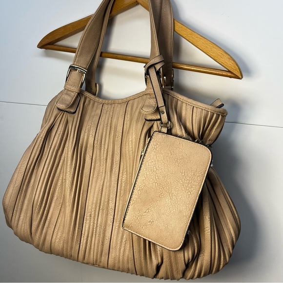 Black Rivet Cream Oversized Hobo Shoulder Bag W/Matching Wallet Boho Everyday - Picture 2 of 10